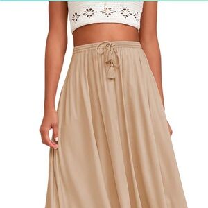 Casual flowymaxi skirt, elastic waist